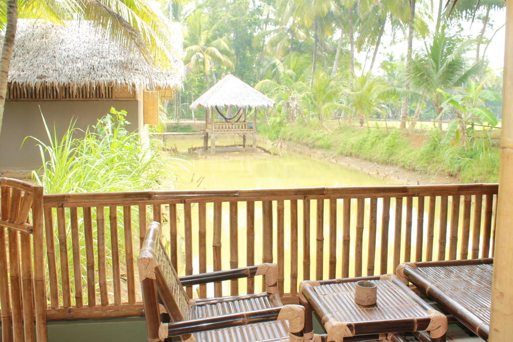 Bale'Ku Hotell Pangandaran Rom bilde